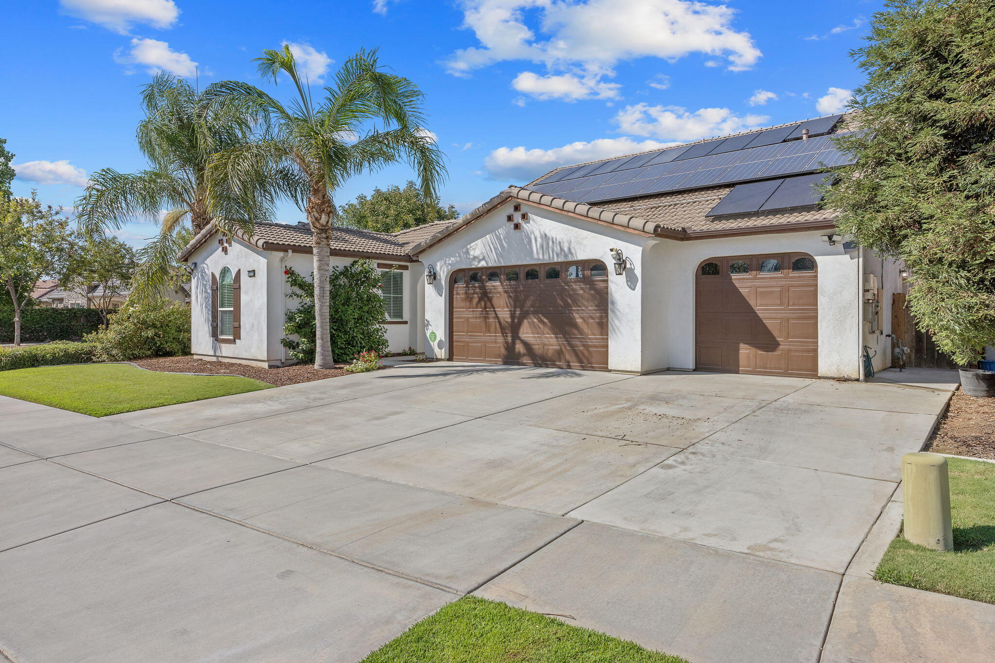 6428 W Oriole Ave, Visalia, CA 93291