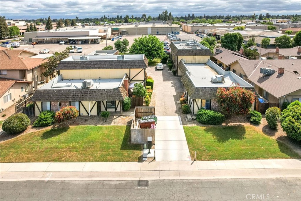 2440 S Sallee Ct, Visalia, CA 93277