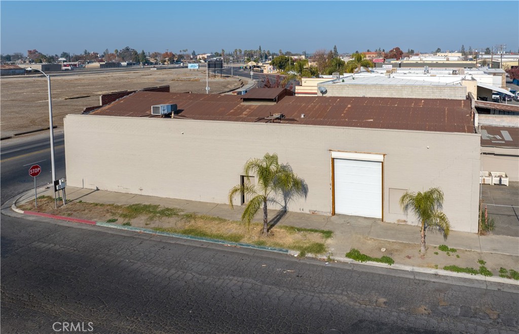 460 S K St, Tulare, CA 93274
