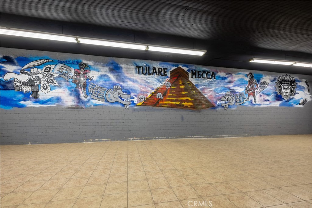 460 S K St, Tulare, CA 93274