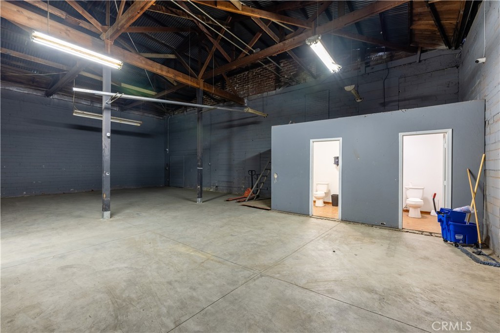 460 S K St, Tulare, CA 93274