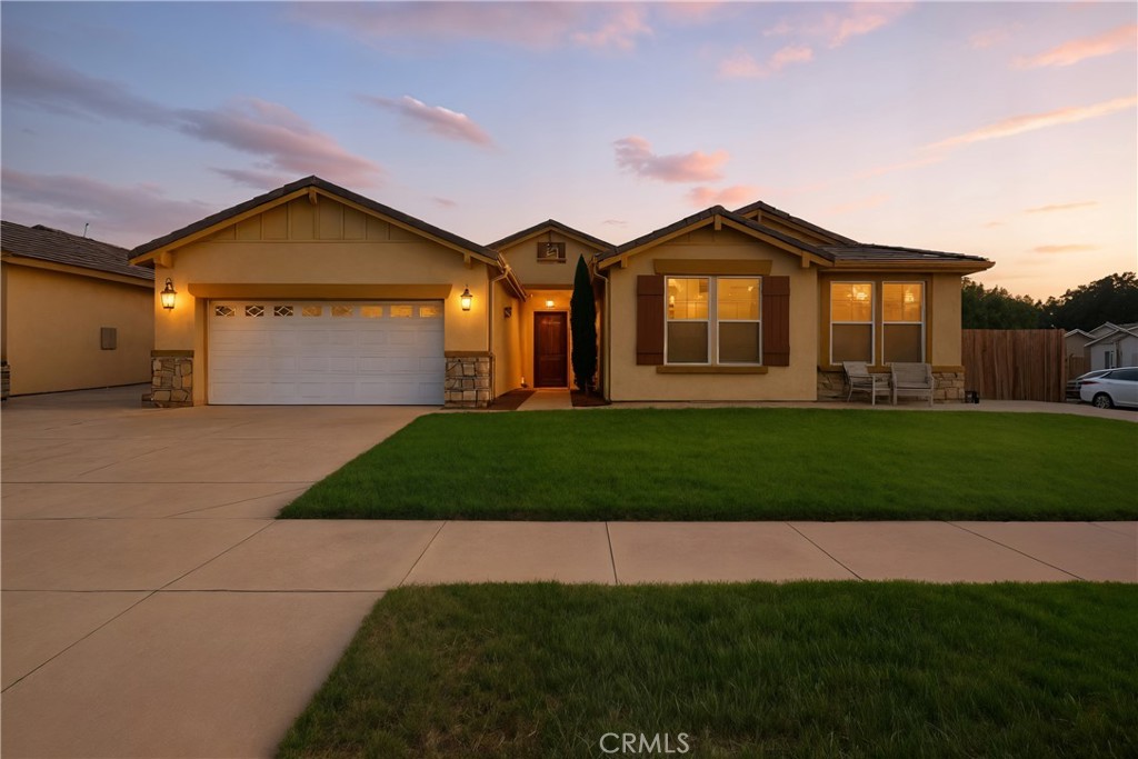 2605 Hoyt Ave, Tulare, CA 93274