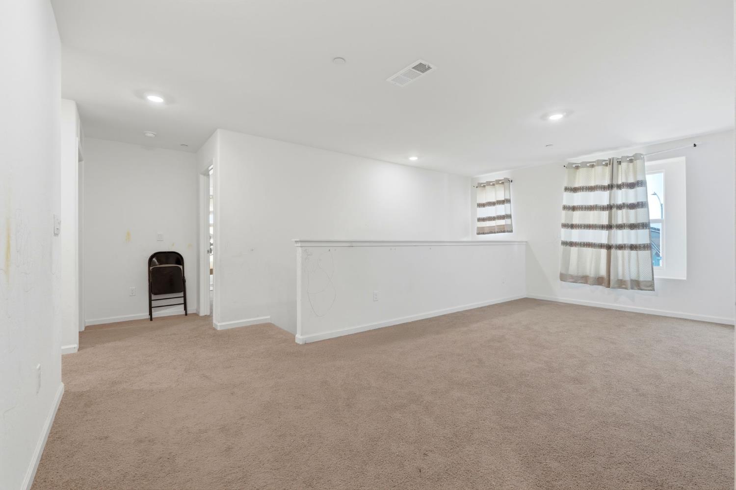 2456 Wolf Creek Pl, Tulare, CA 93274