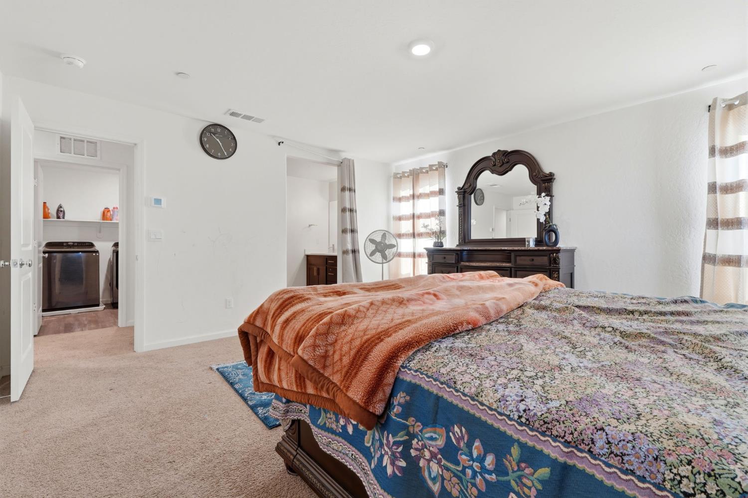 2456 Wolf Creek Pl, Tulare, CA 93274