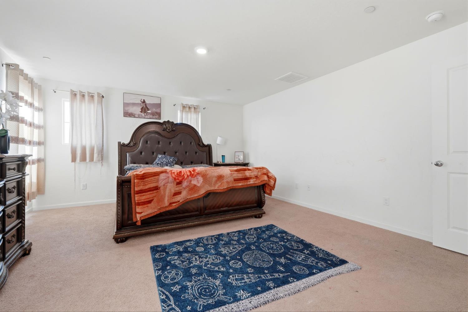 2456 Wolf Creek Pl, Tulare, CA 93274