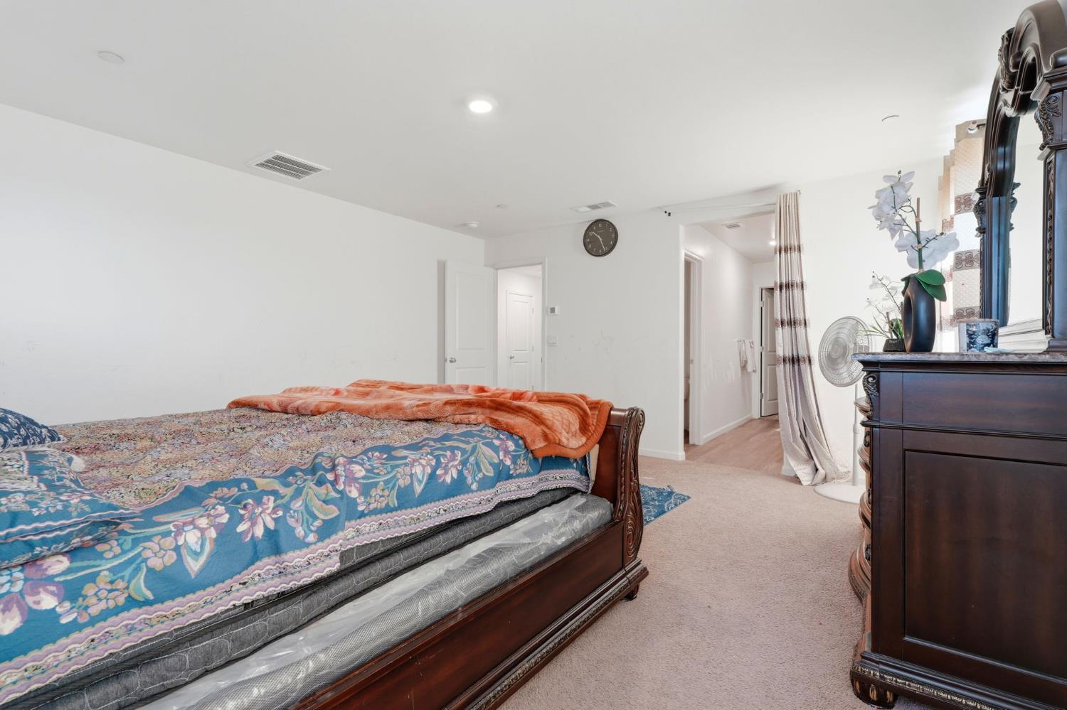 2456 Wolf Creek Pl, Tulare, CA 93274