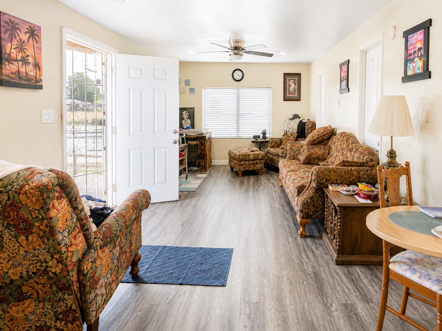 13936 Front St, Armona, CA 93202