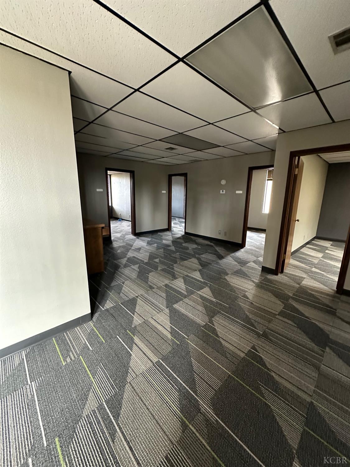 1942 S Court St, Visalia, CA 93277