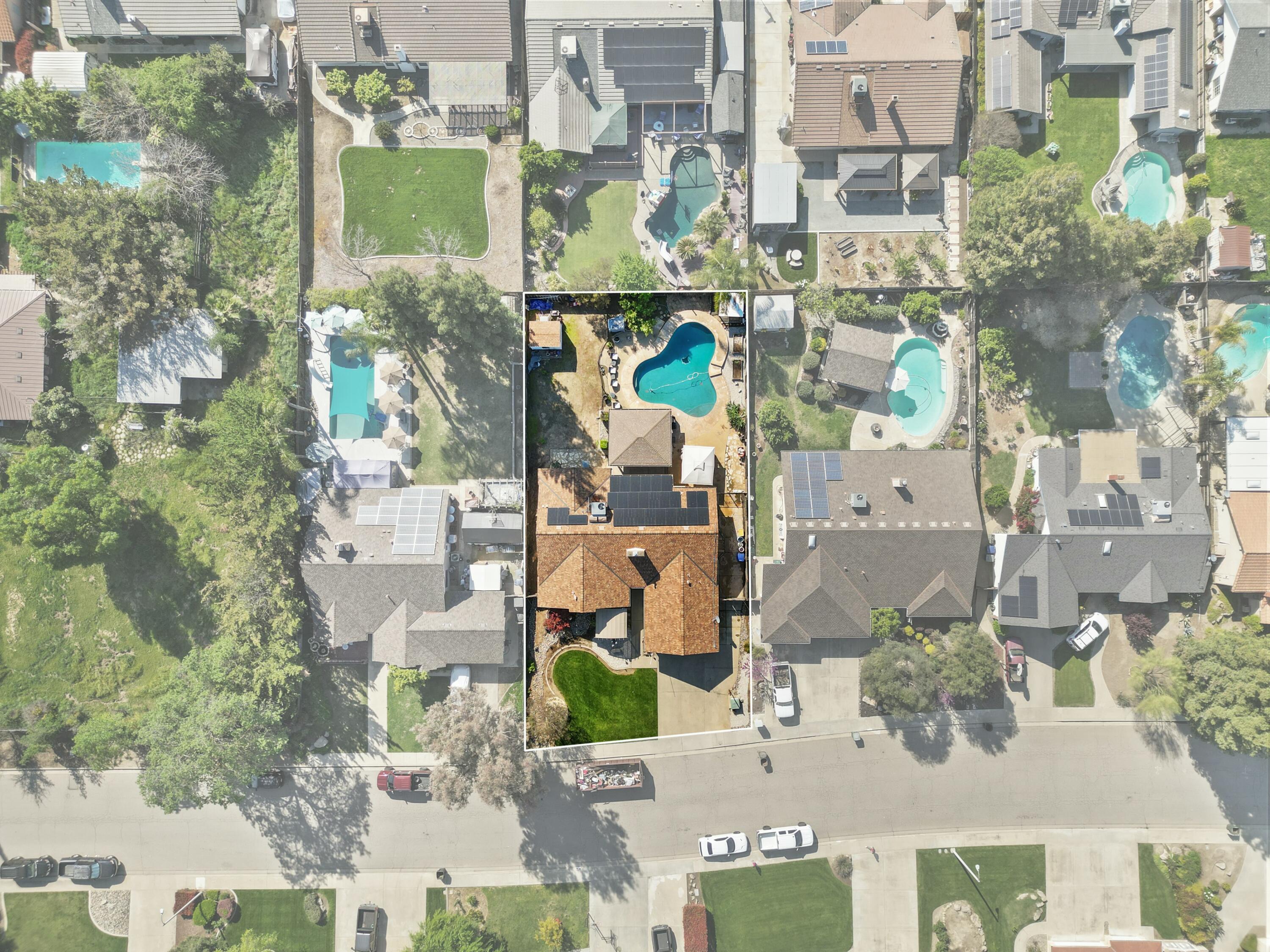 1103 N Vista St, Visalia, CA 93292