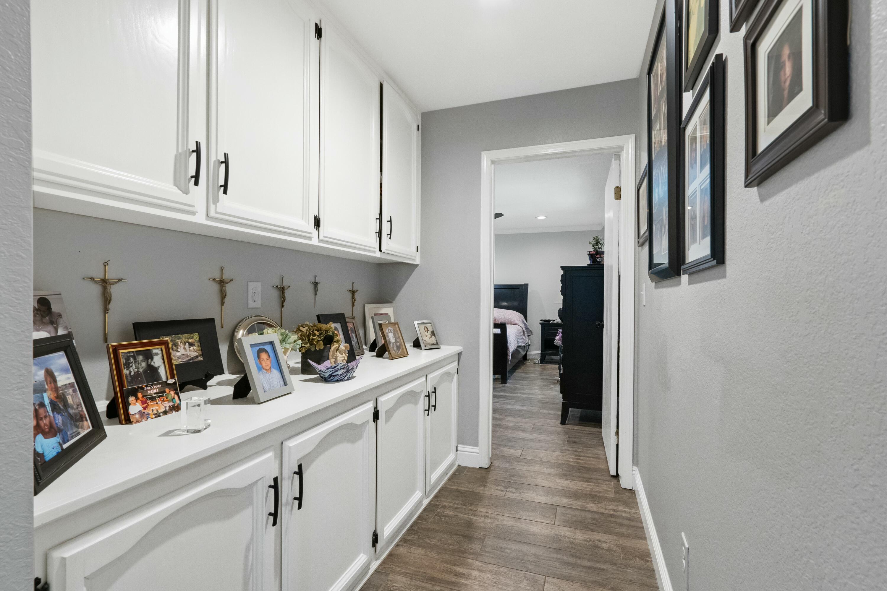 1103 N Vista St, Visalia, CA 93292