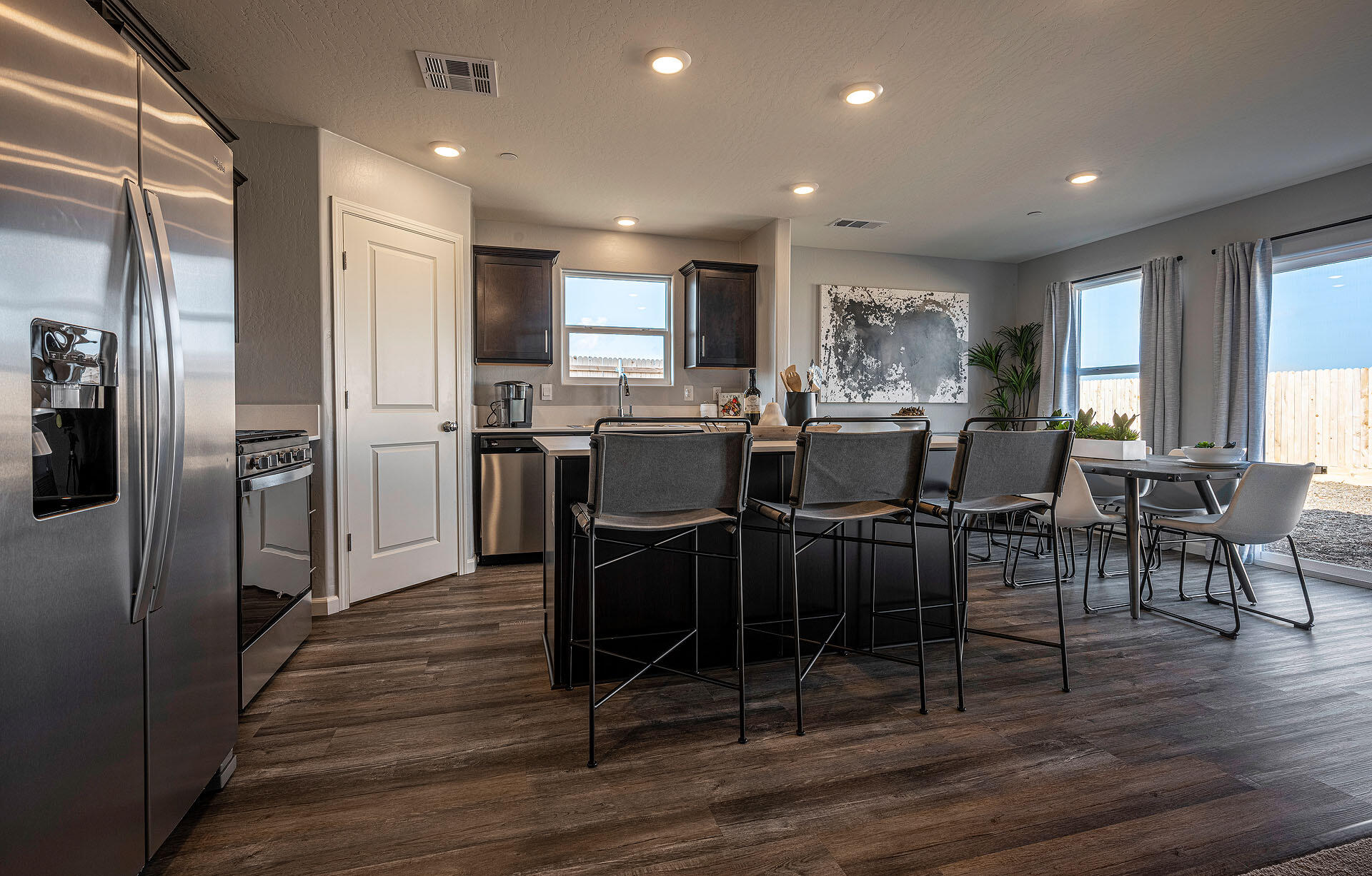 6946 W Grove Ave #1038 Sr, Visalia, CA 93291