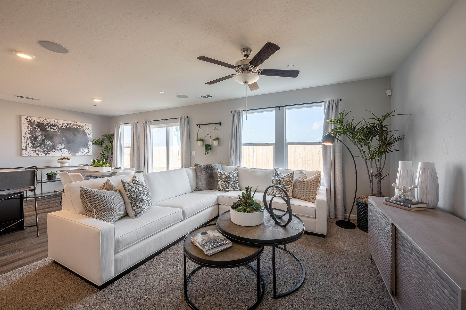 6946 W Grove Ave #1038 Sr, Visalia, CA 93291