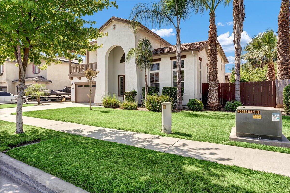 2591 Riviera Ct, Tulare, CA 93274