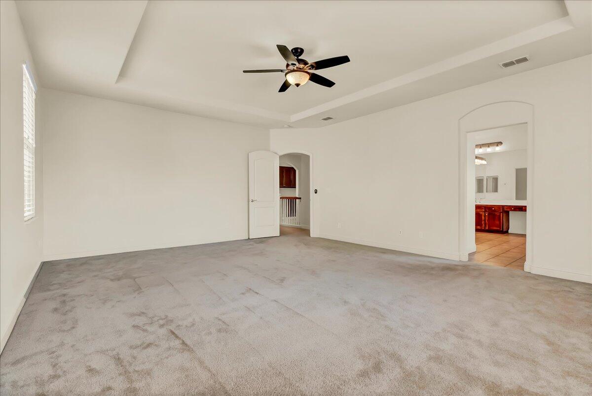 2591 Riviera Ct, Tulare, CA 93274