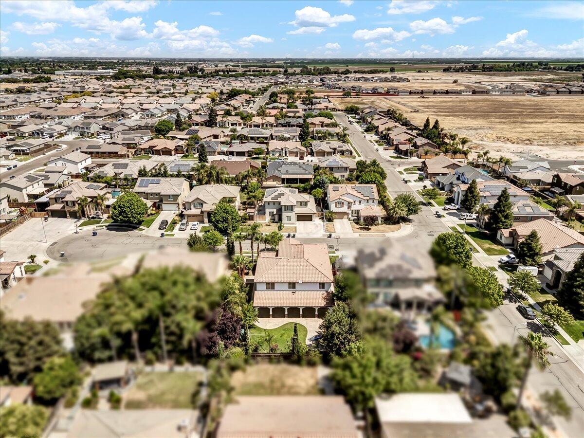 2591 Riviera Ct, Tulare, CA 93274