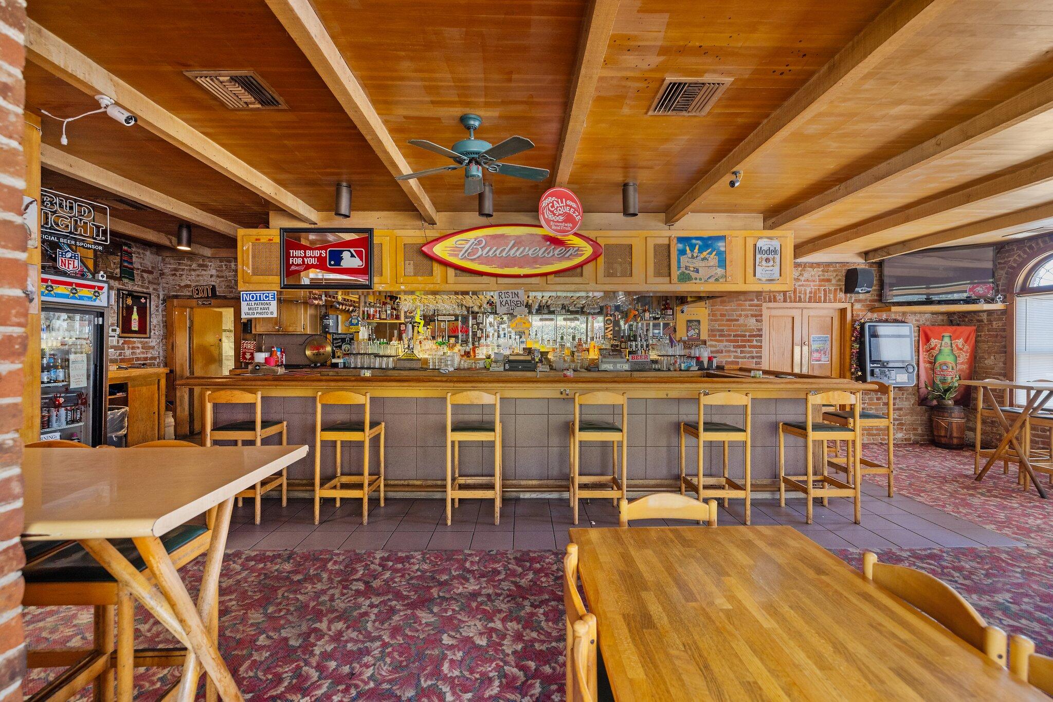 417 E Center Ave, Visalia, CA 93291