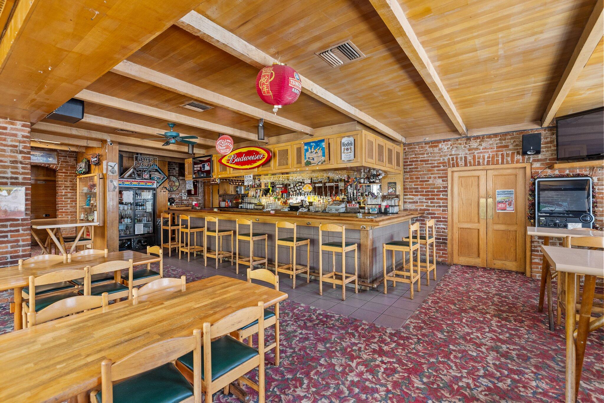 417 E Center Ave, Visalia, CA 93291