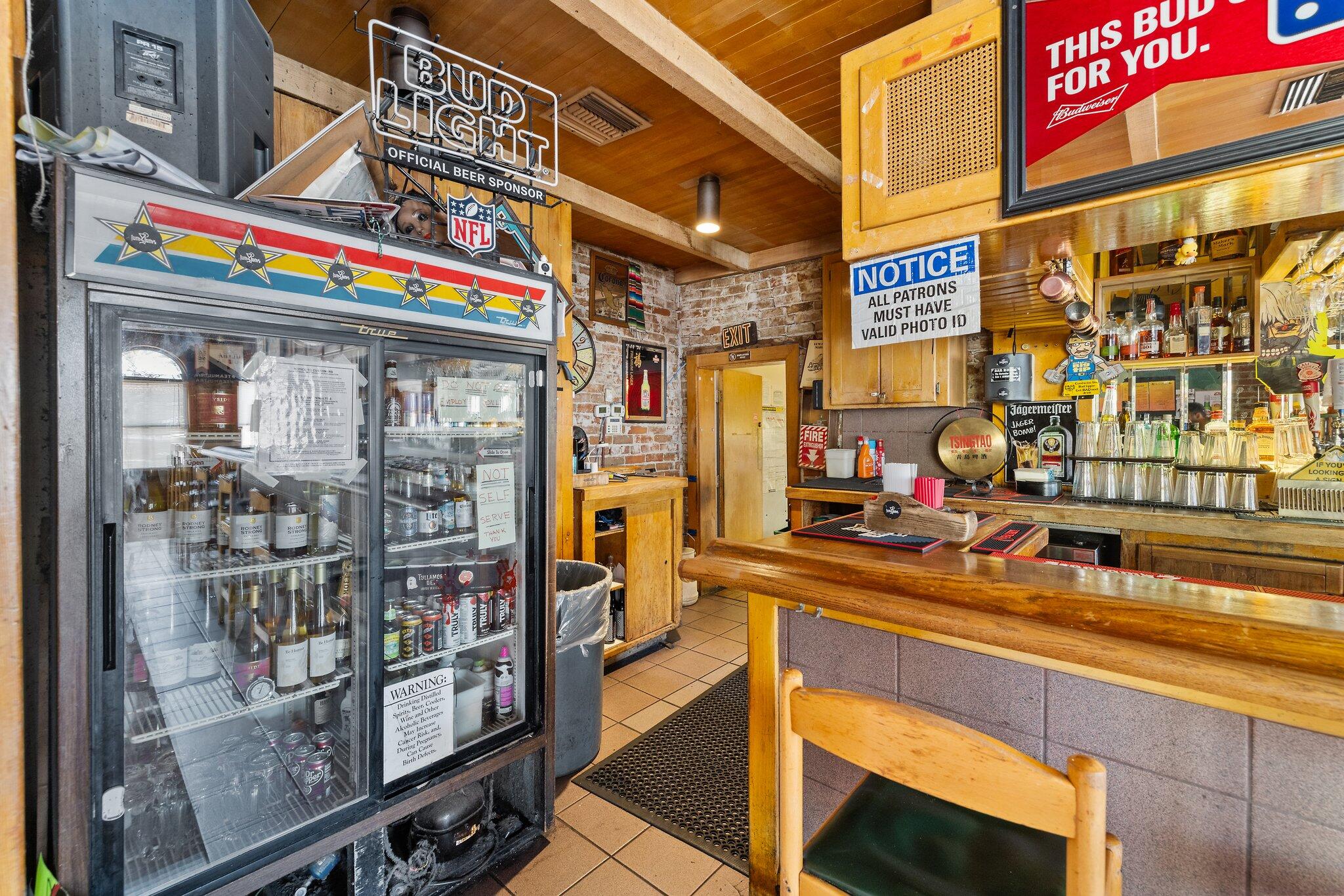 417 E Center Ave, Visalia, CA 93291