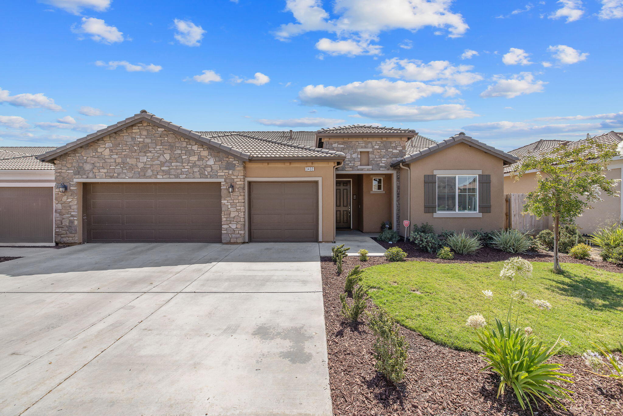 3432 N Atwood Ct, Visalia, CA 93291