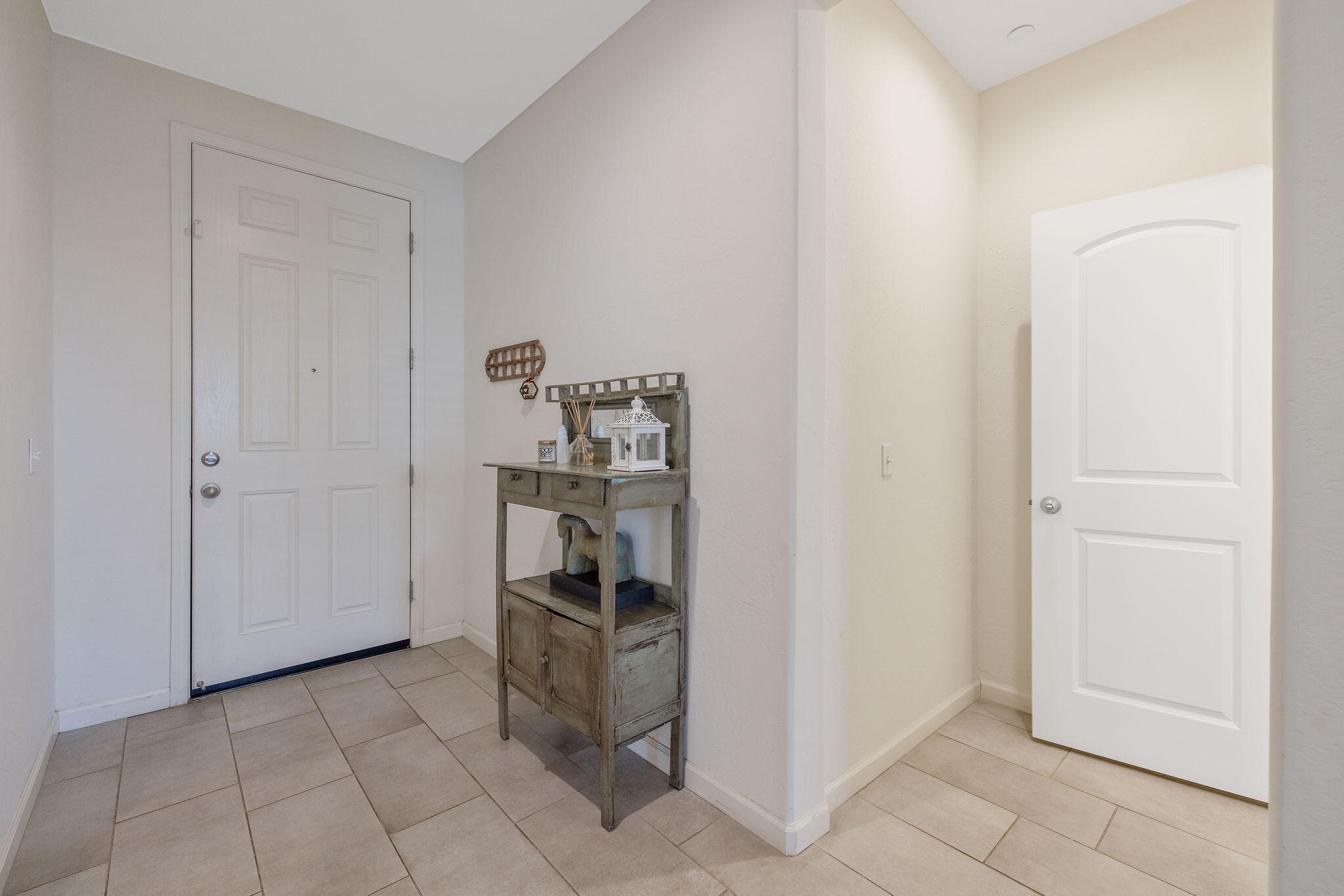 3432 N Atwood Ct, Visalia, CA 93291