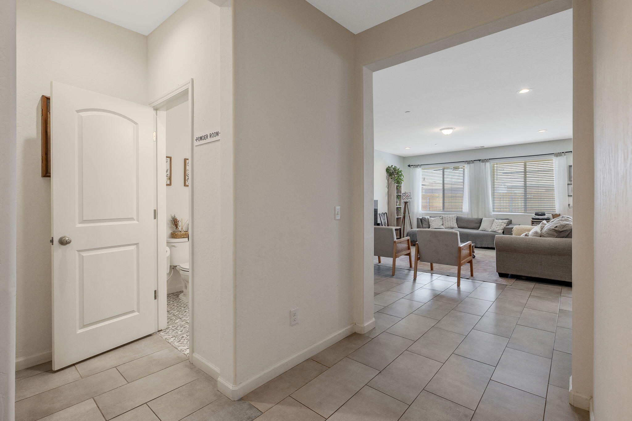 3432 N Atwood Ct, Visalia, CA 93291