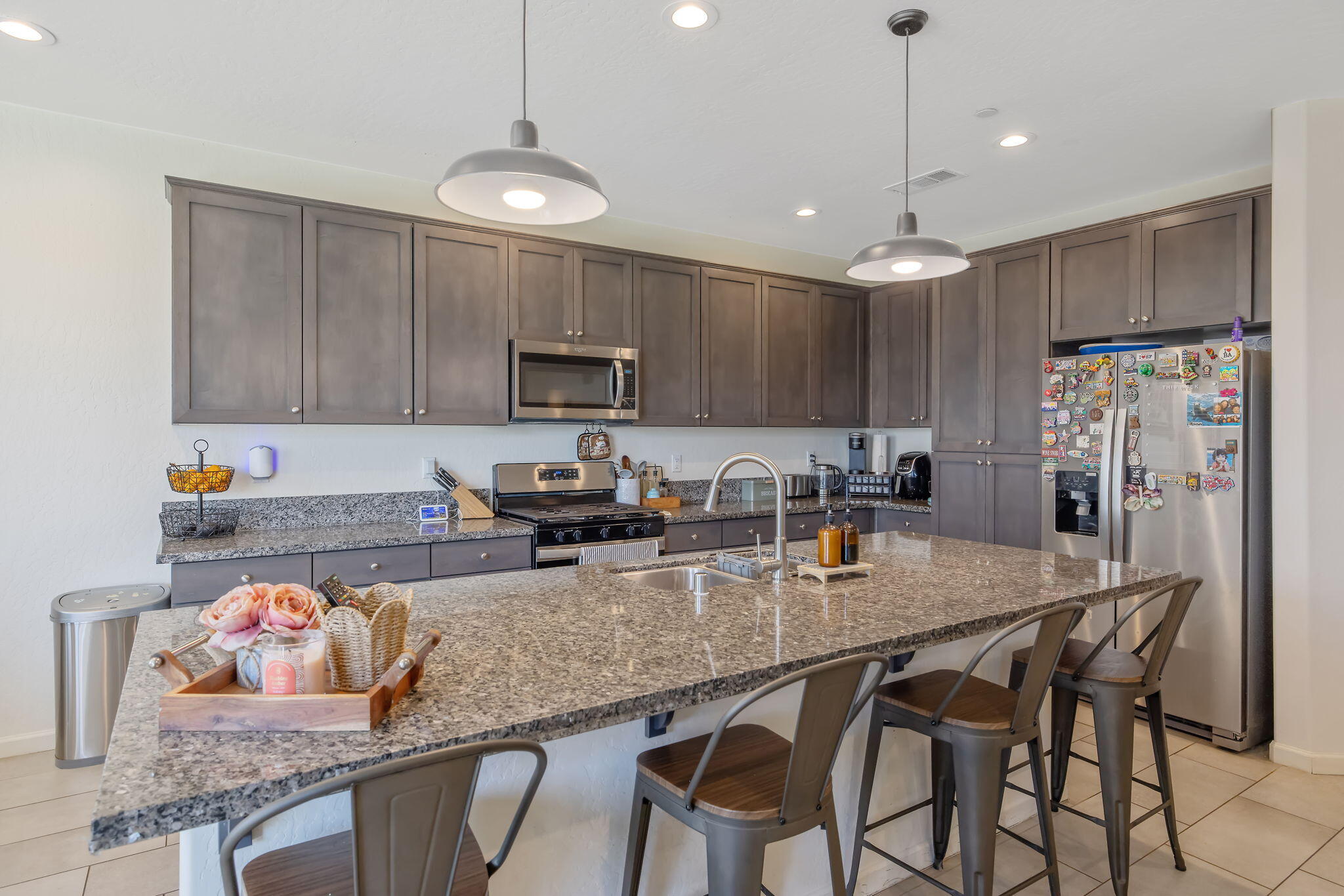 3432 N Atwood Ct, Visalia, CA 93291
