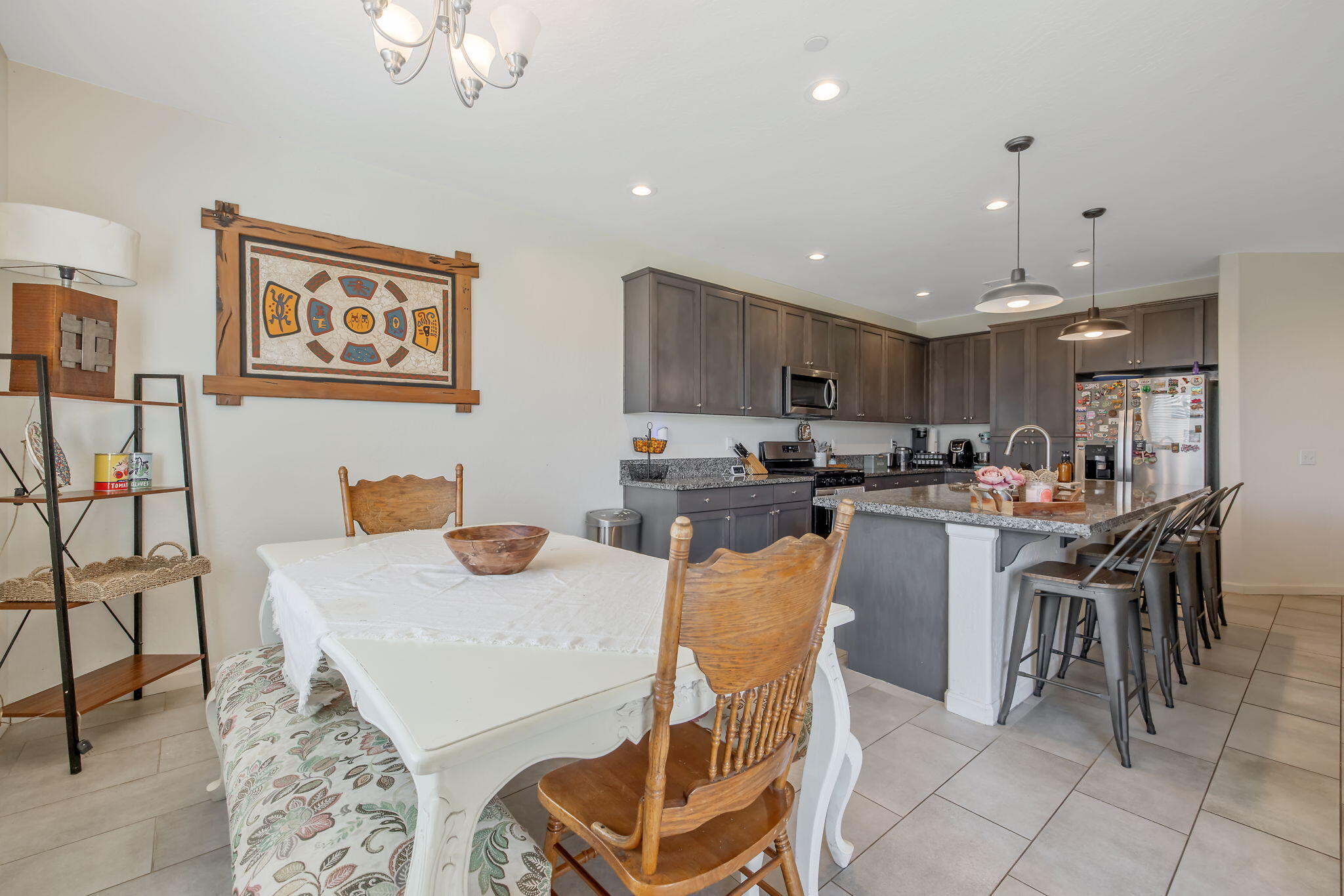3432 N Atwood Ct, Visalia, CA 93291