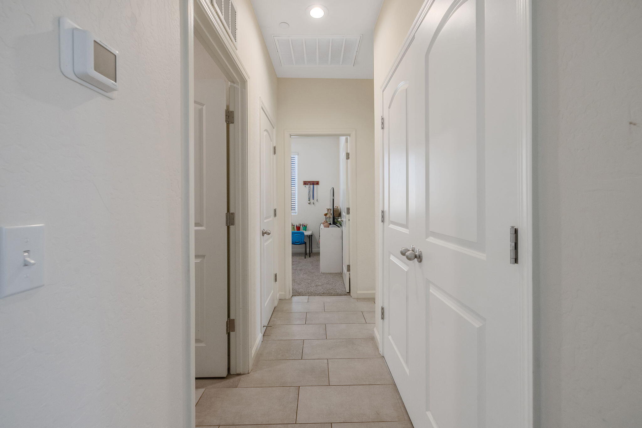 3432 N Atwood Ct, Visalia, CA 93291