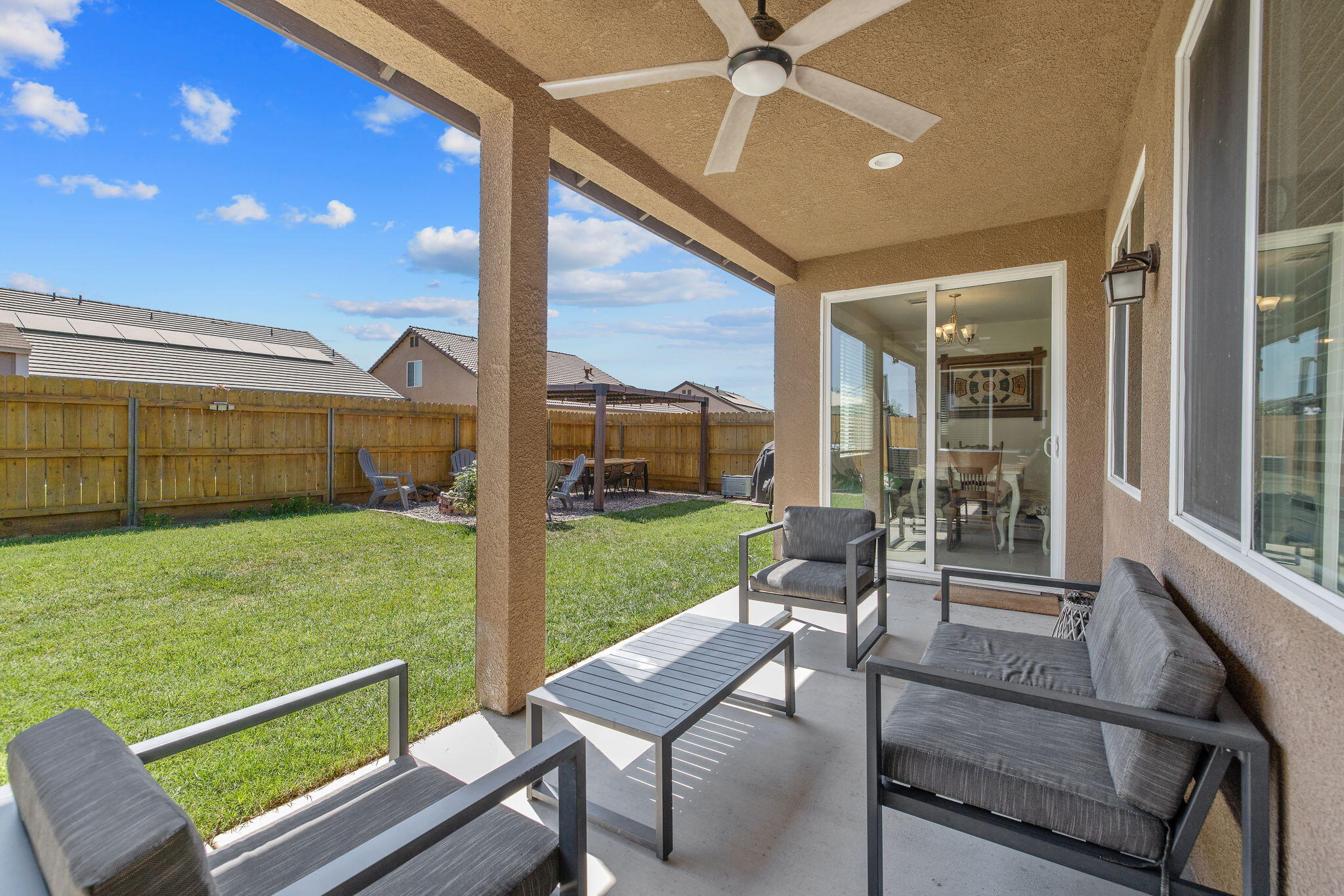 3432 N Atwood Ct, Visalia, CA 93291