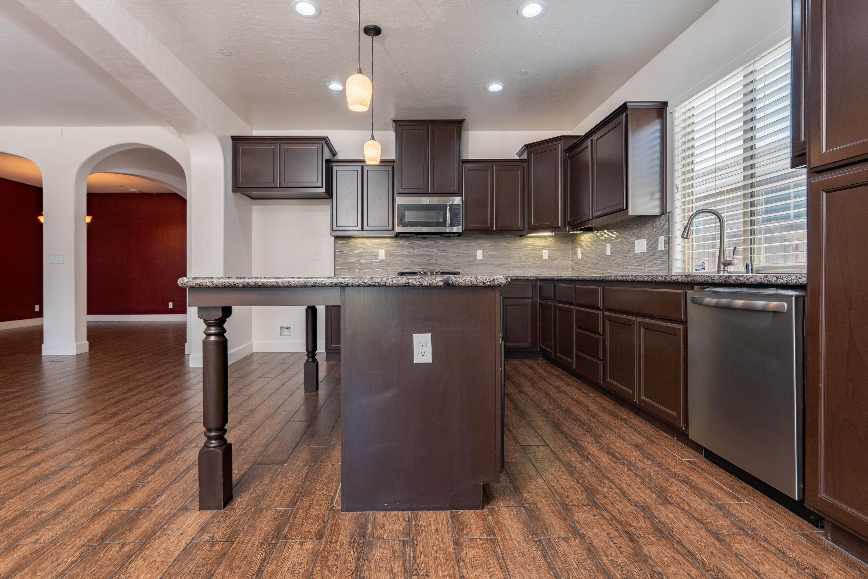 2896 Channel Reef Ave, Tulare, CA 93274