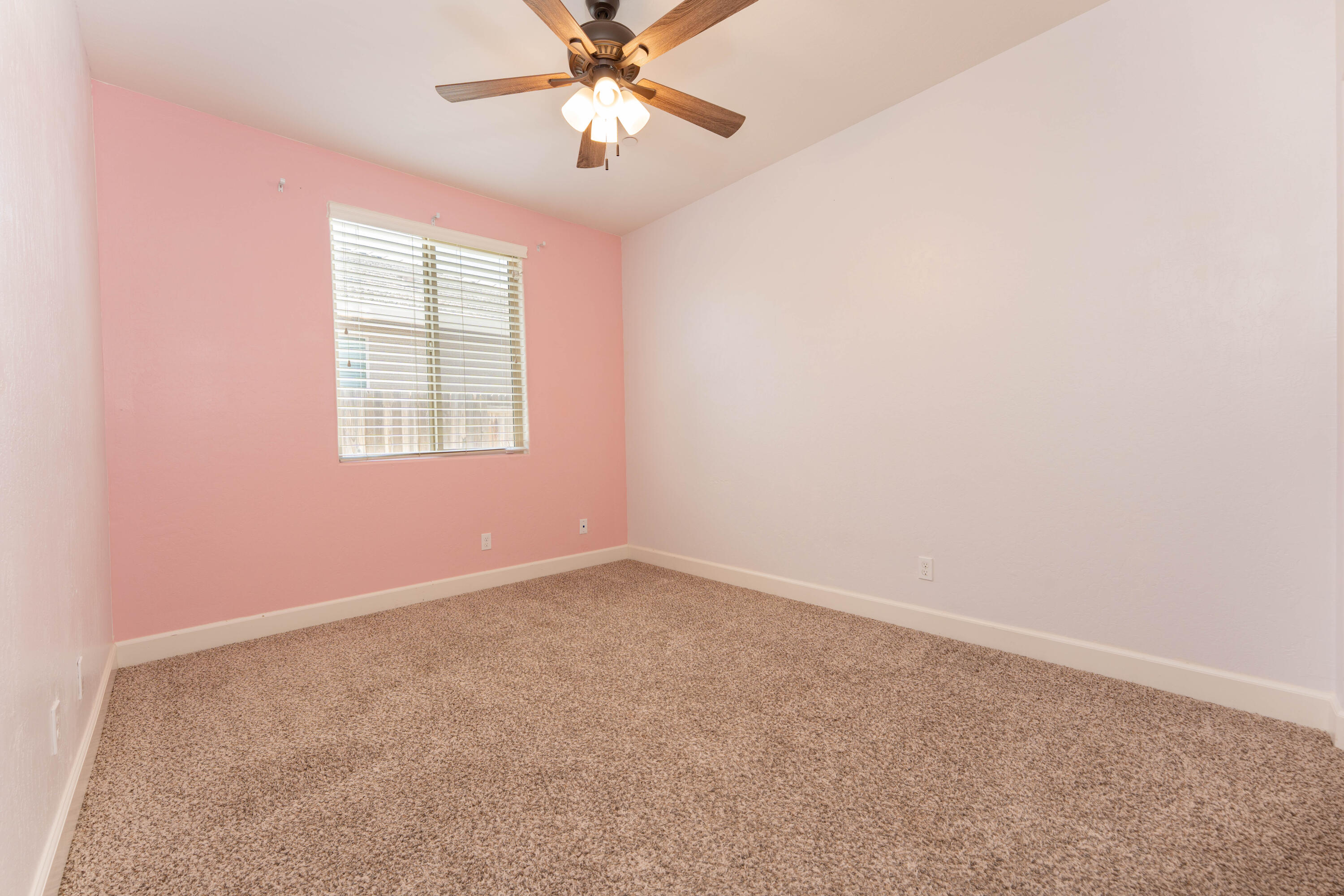 2896 Channel Reef Ave, Tulare, CA 93274