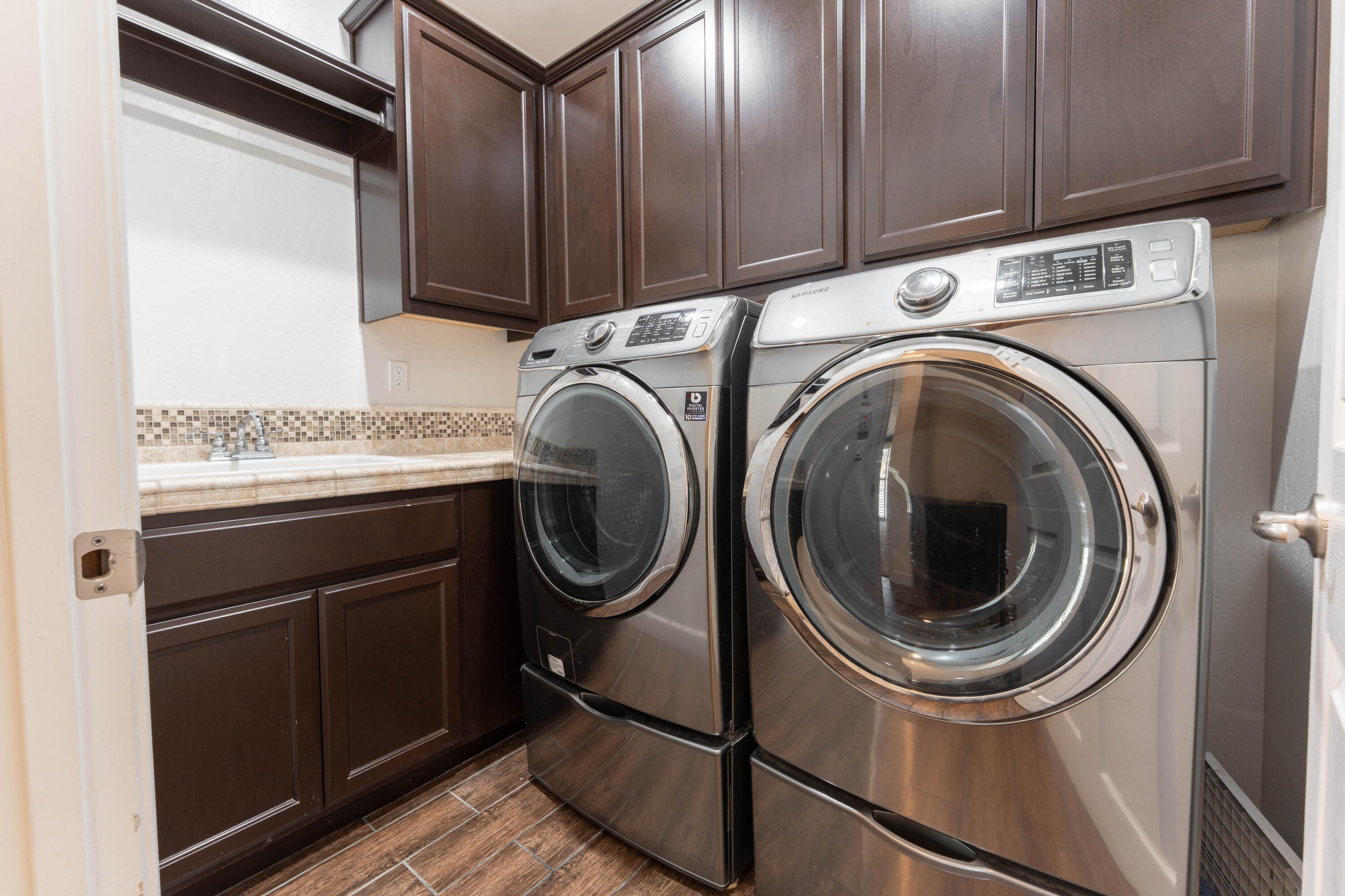2896 Channel Reef Ave, Tulare, CA 93274