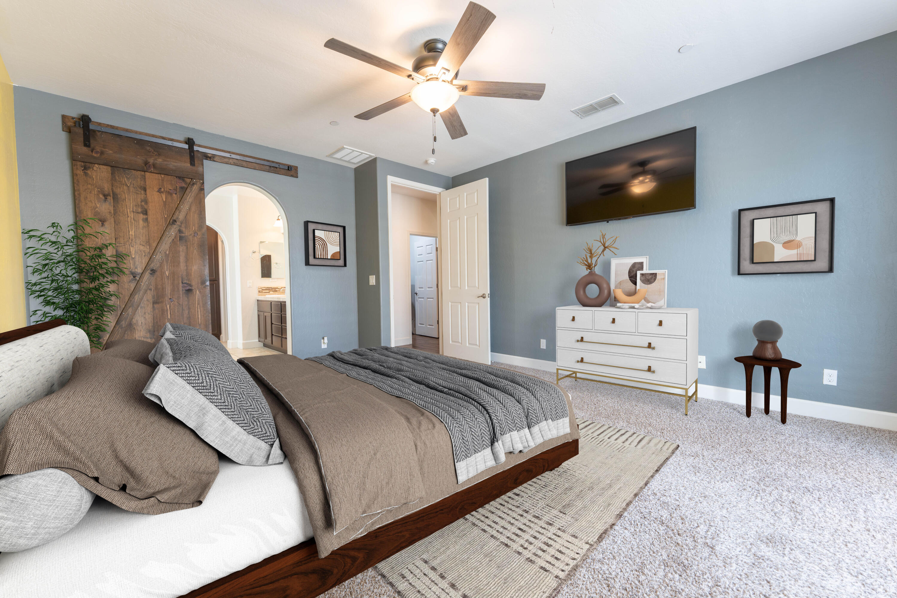 2896 Channel Reef Ave, Tulare, CA 93274