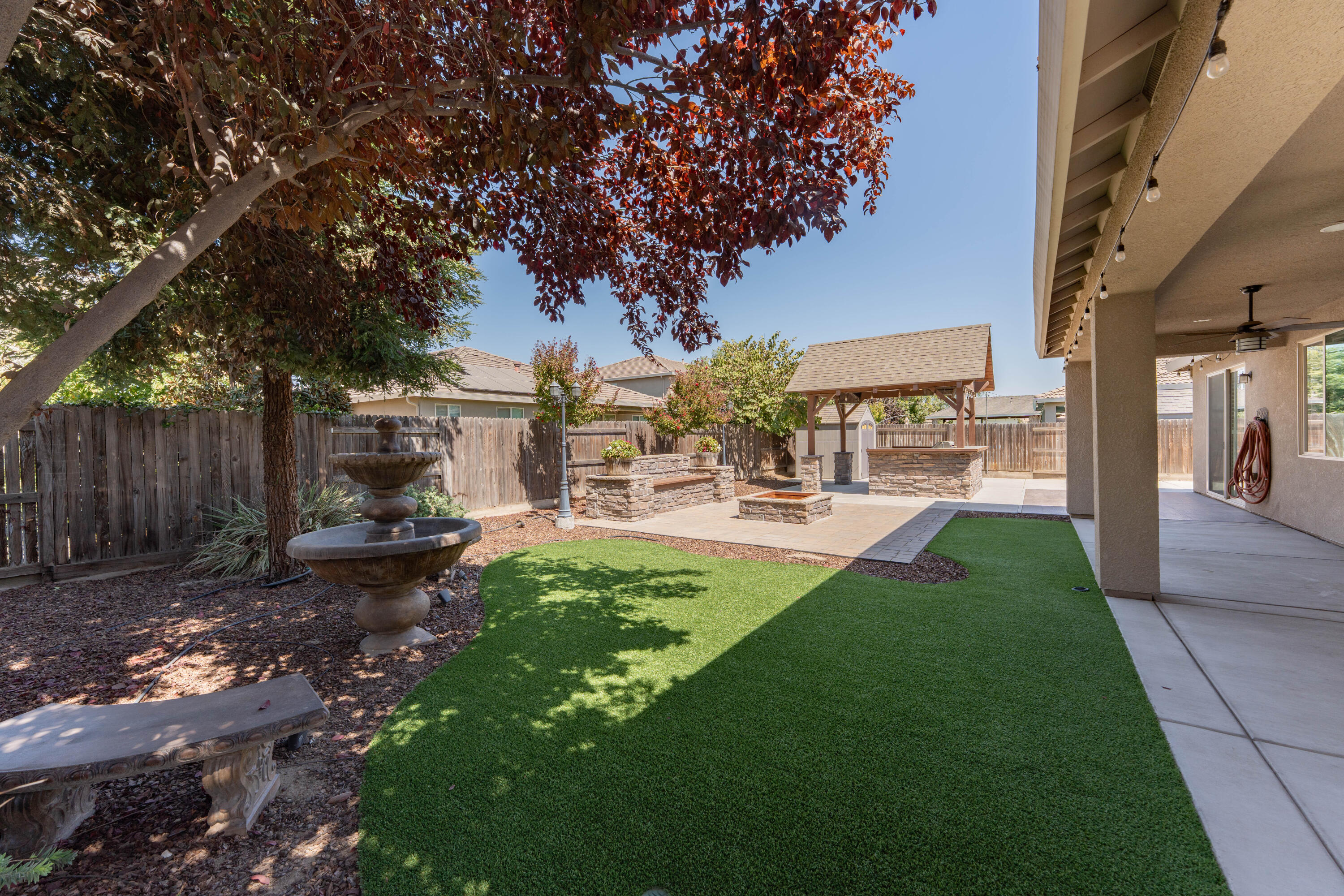 2896 Channel Reef Ave, Tulare, CA 93274