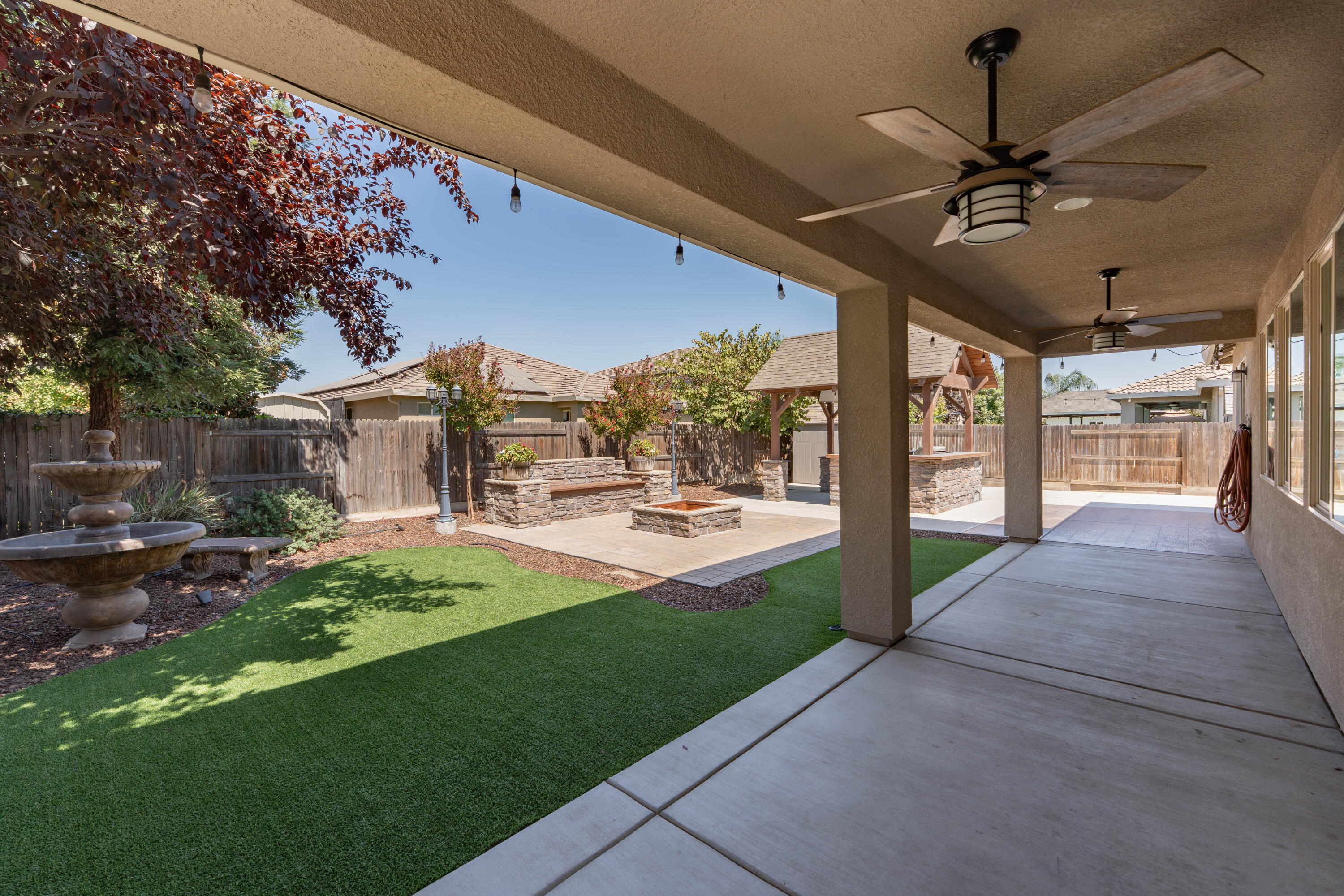 2896 Channel Reef Ave, Tulare, CA 93274