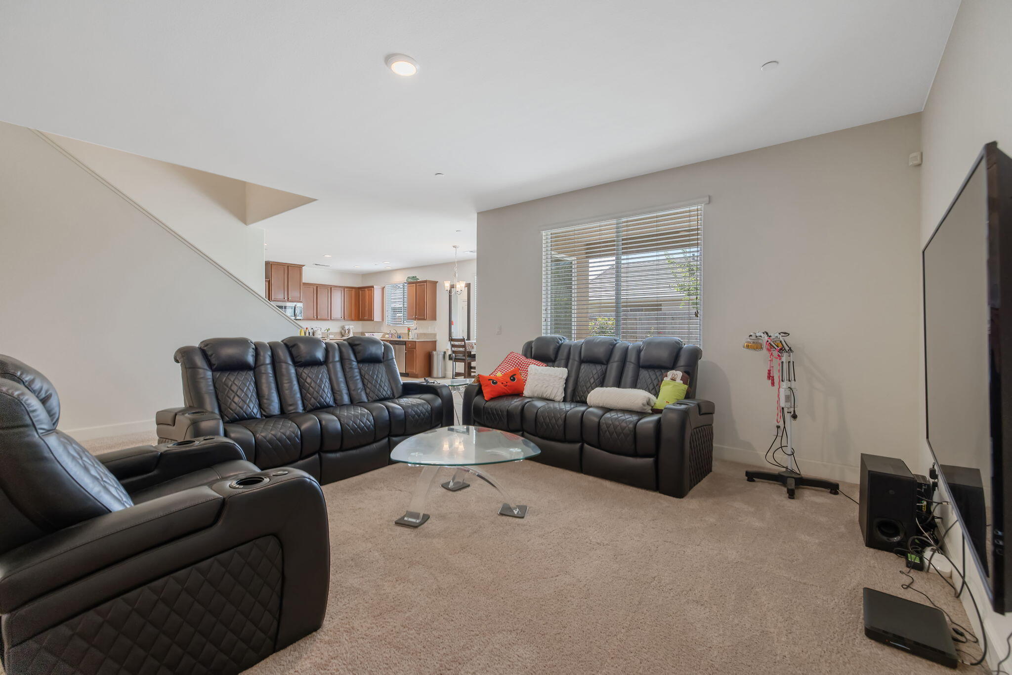 3043 Parks Ave, Tulare, CA 93274