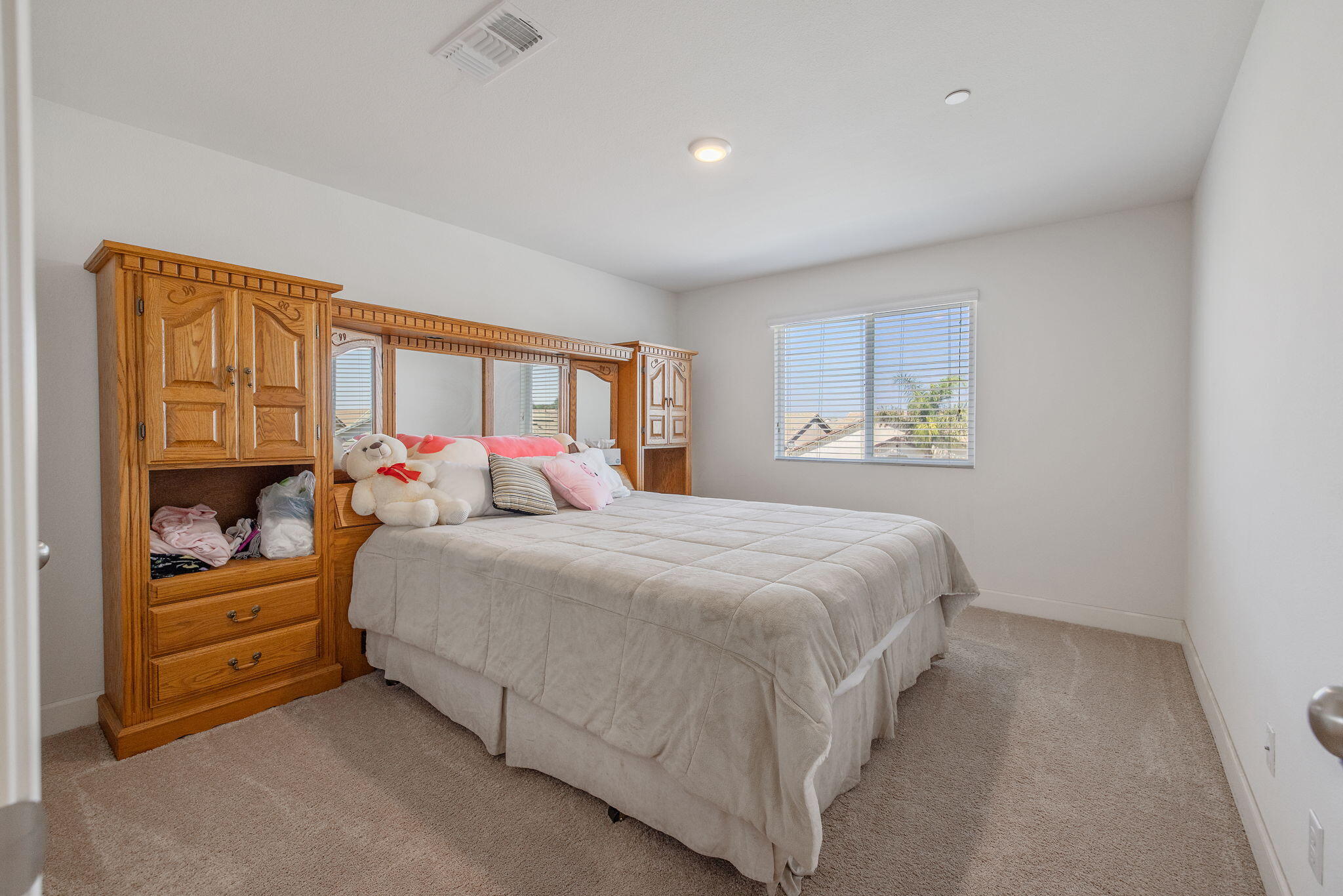 3043 Parks Ave, Tulare, CA 93274