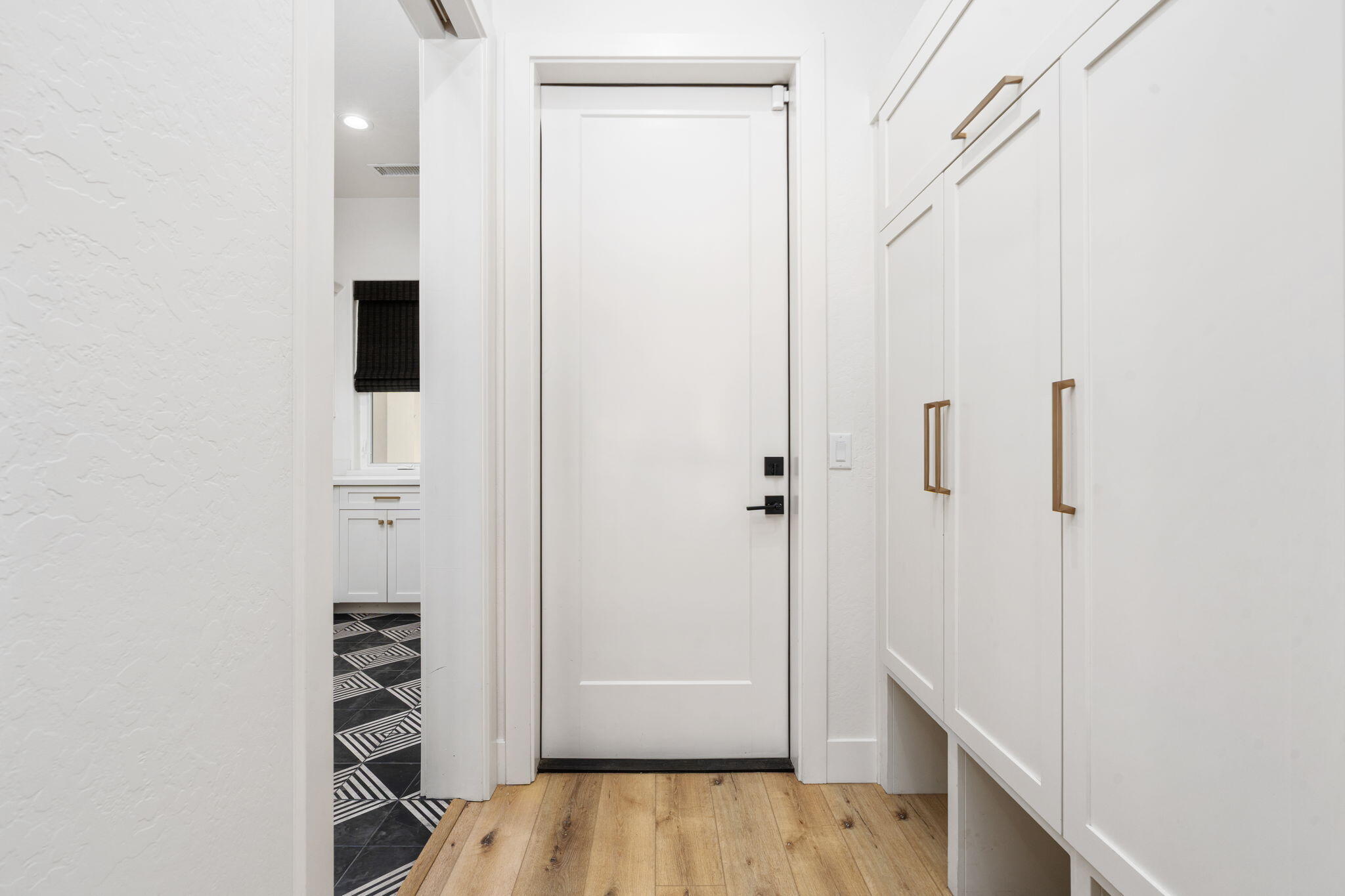 2222 Diamante Dr, Tulare, CA 93274