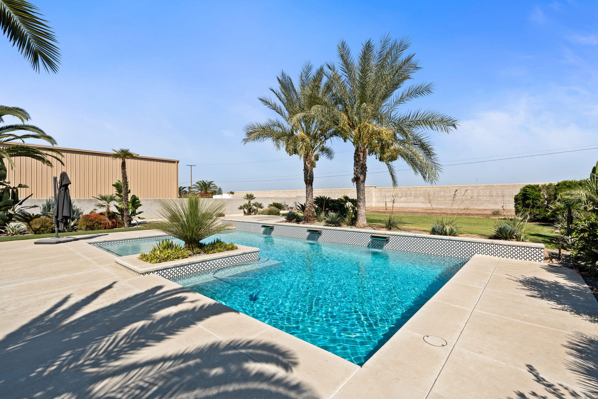 2222 Diamante Dr, Tulare, CA 93274