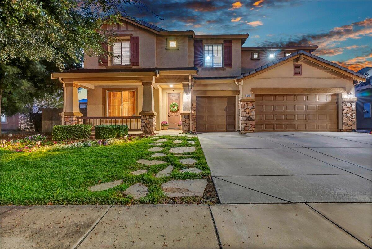 312 Martin St, Tulare, CA 93274