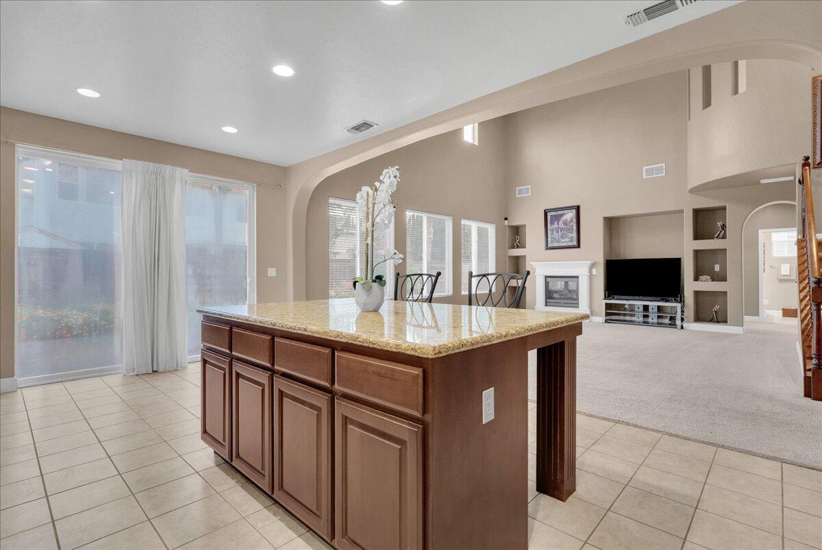 312 Martin St, Tulare, CA 93274