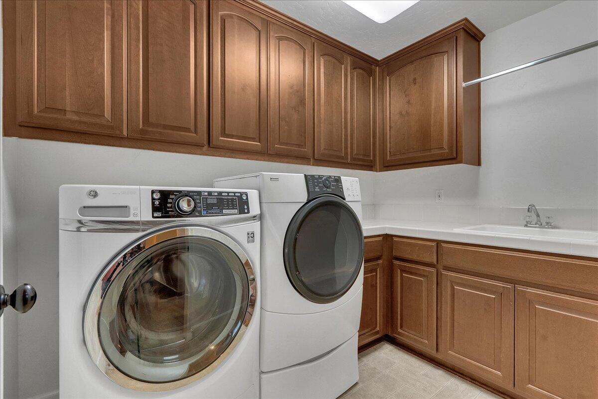 312 Martin St, Tulare, CA 93274