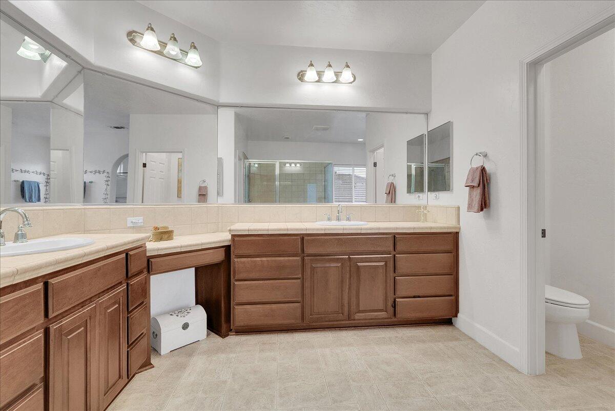 312 Martin St, Tulare, CA 93274