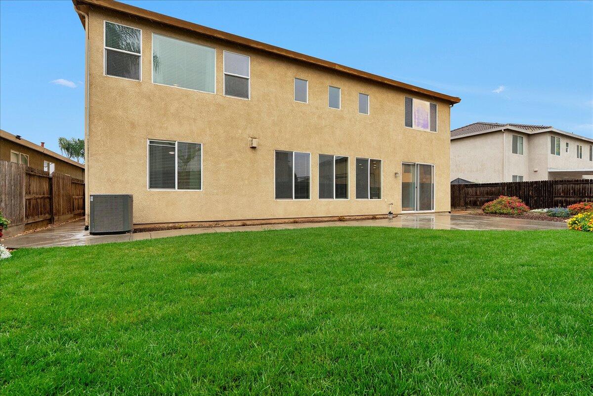 312 Martin St, Tulare, CA 93274