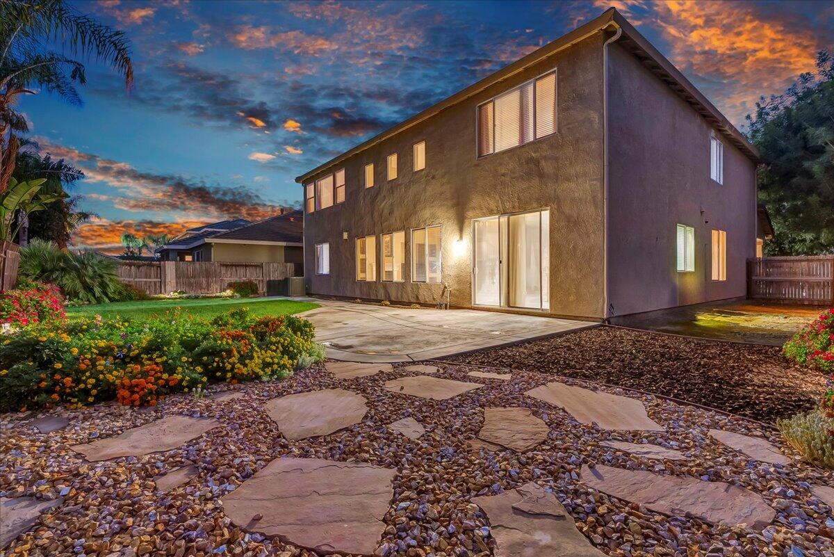 312 Martin St, Tulare, CA 93274