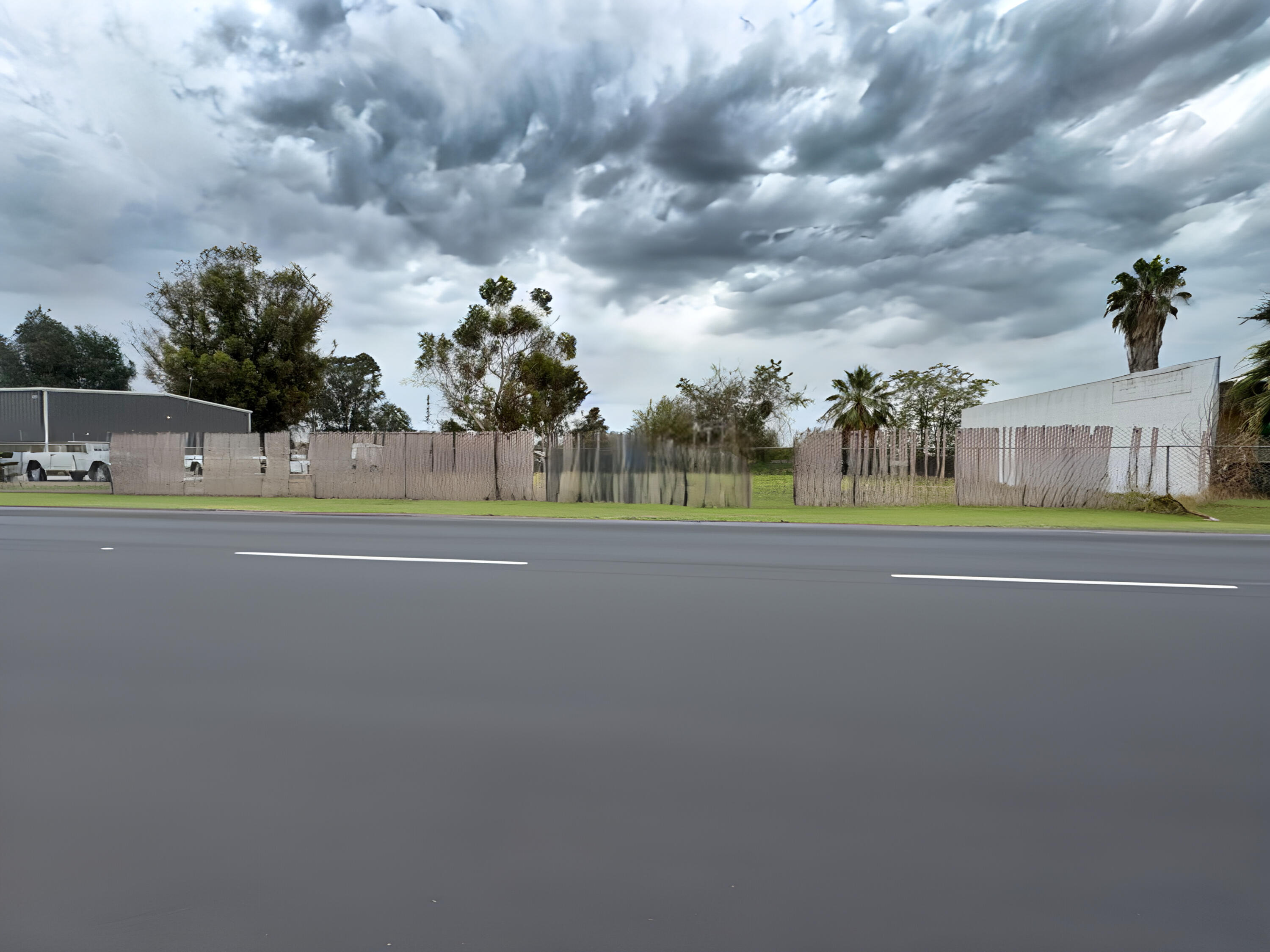 311 E 4th St, Hanford, CA 93230