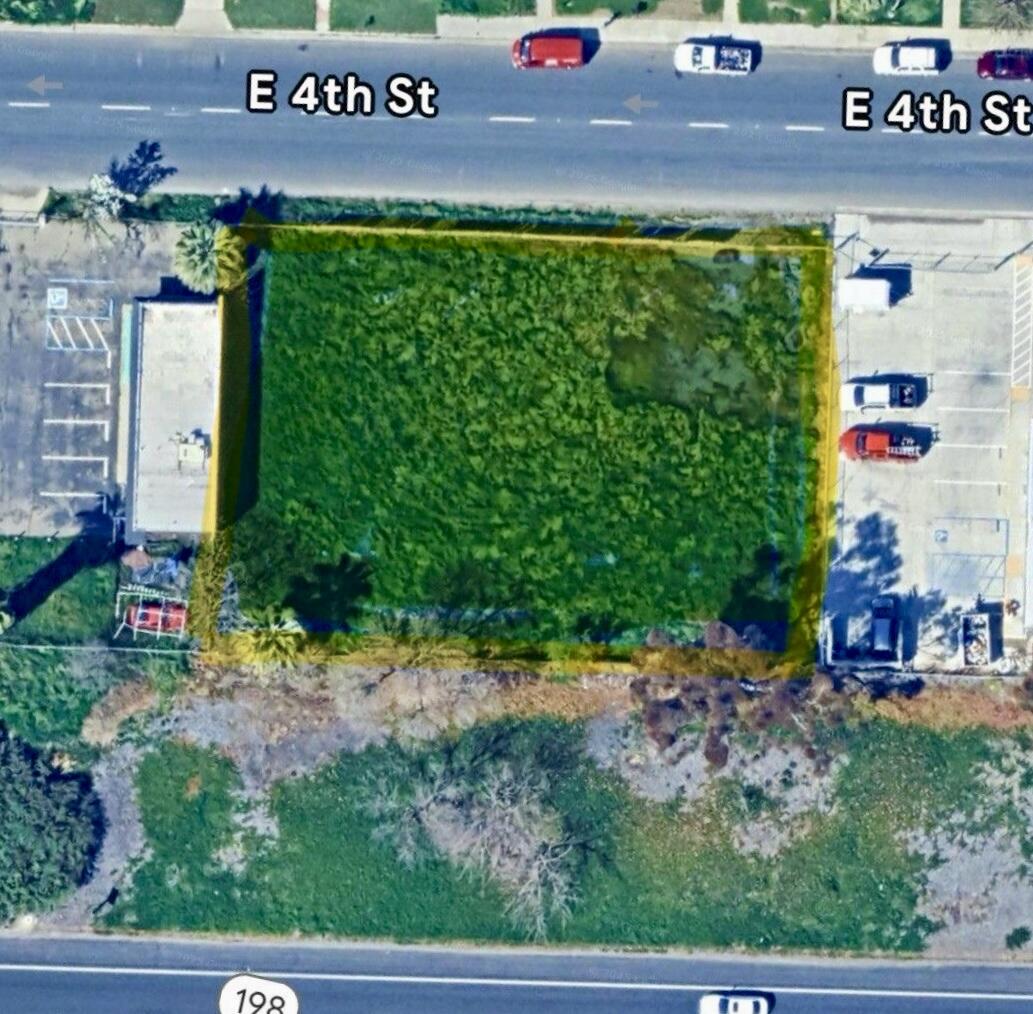 311 E 4th St, Hanford, CA 93230