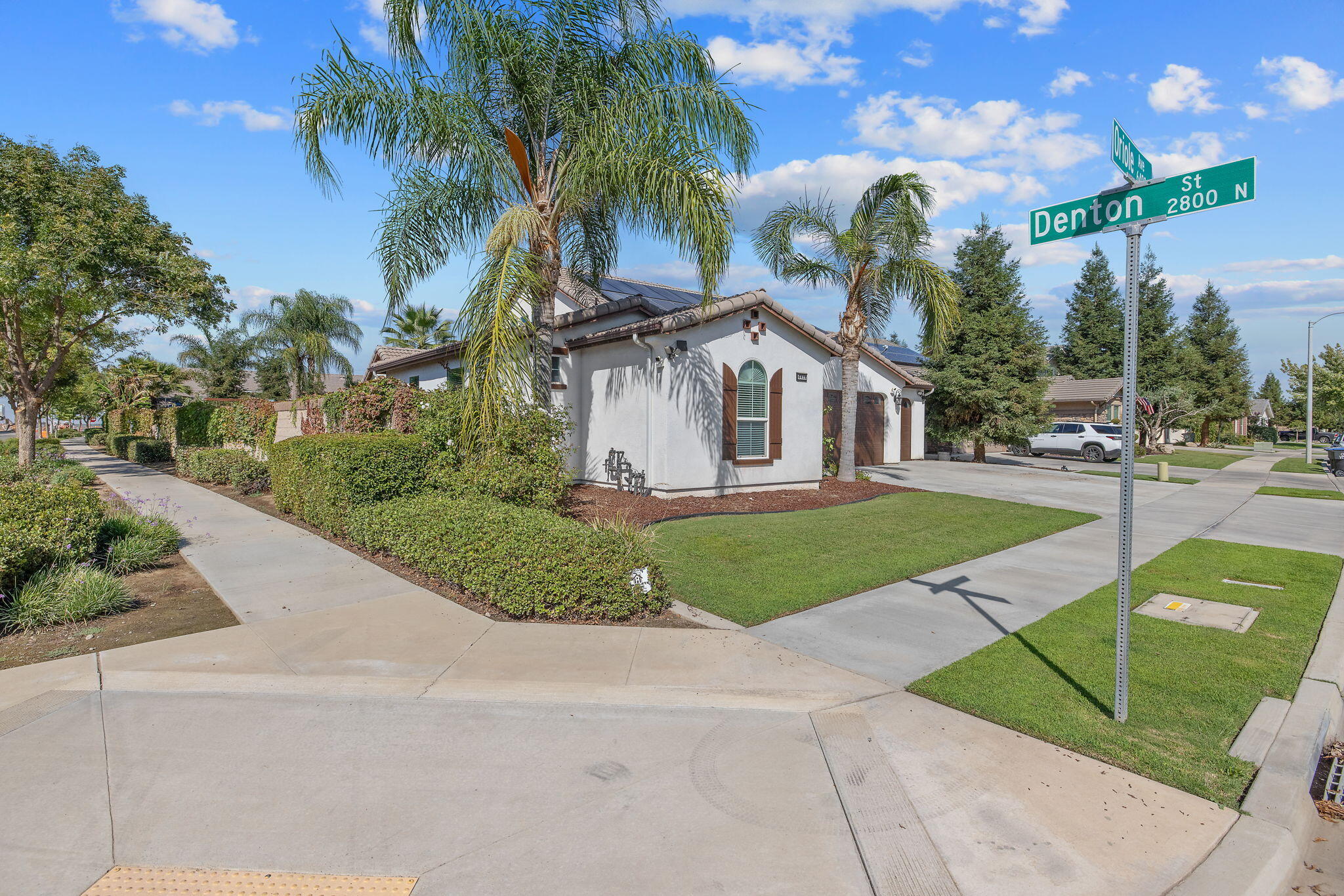 6428 W Oriole Ave, Visalia, CA 93291