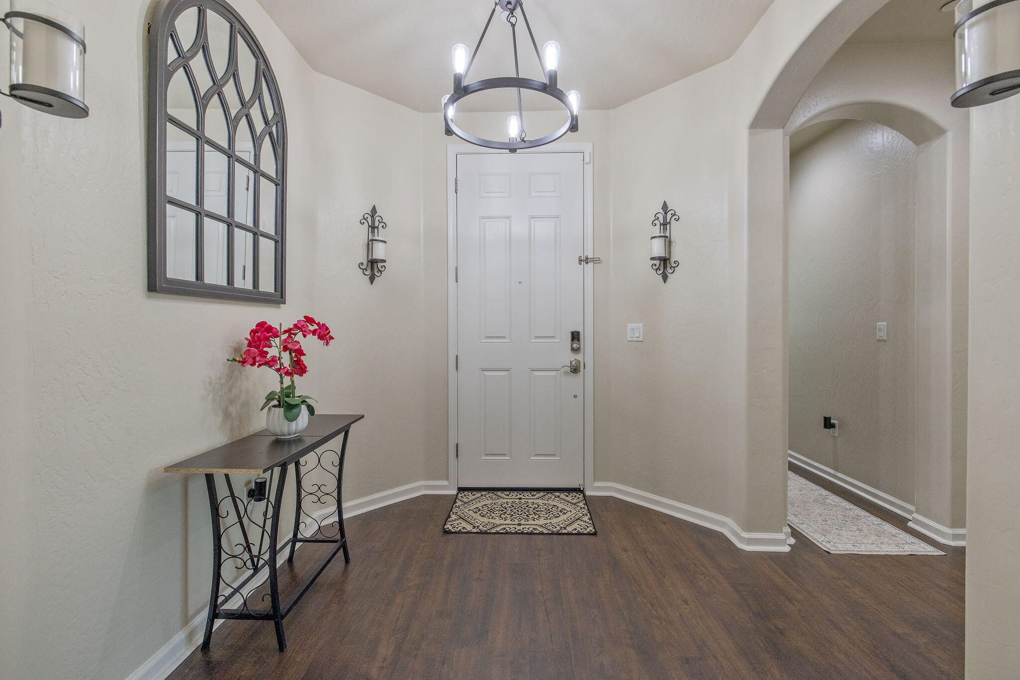 6428 W Oriole Ave, Visalia, CA 93291