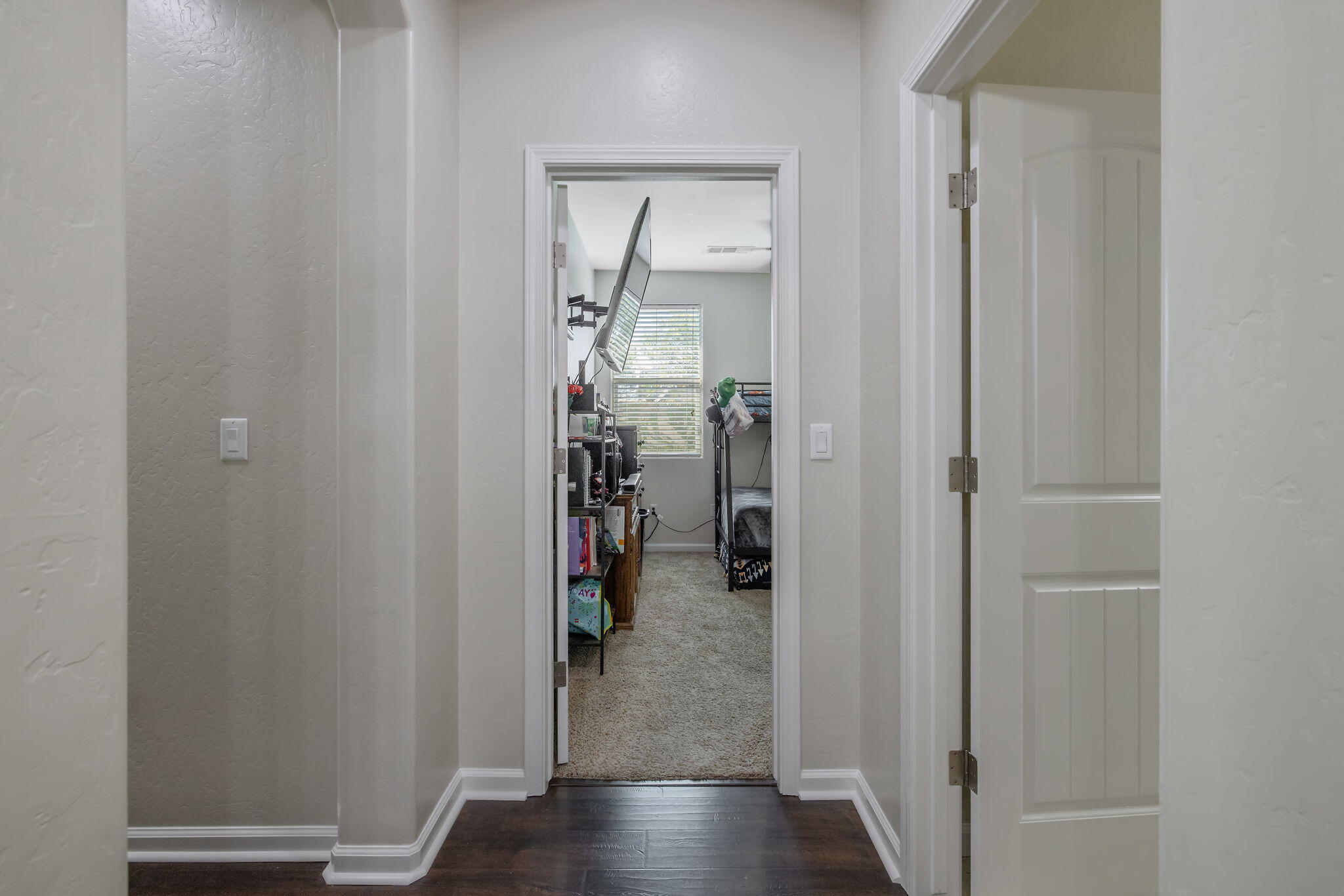 6428 W Oriole Ave, Visalia, CA 93291